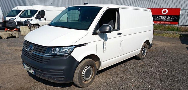 VOLKSWAGEN TRANSPORTEUR  FT-105-LC