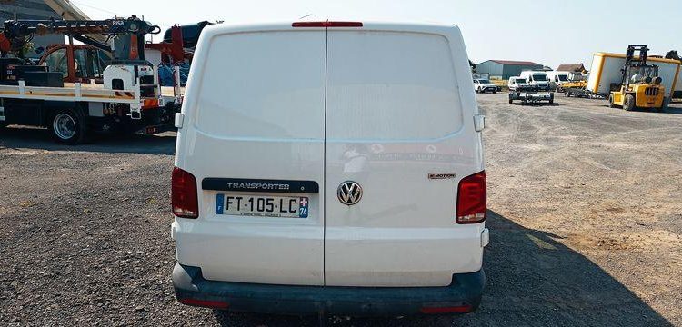 VOLKSWAGEN TRANSPORTEUR  FT-105-LC