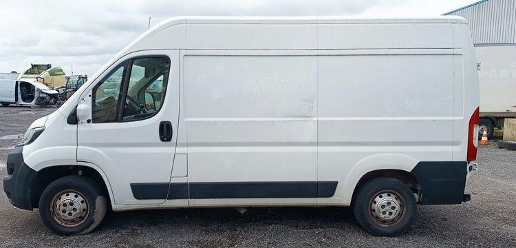 PEUGEOT BOXER PREMIUM 335 BHD L2H2 BOIS  FT-156-QN