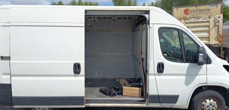 PEUGEOT BOXER PREMIUM 335 BHD L2H2 BOIS  FT-156-QN