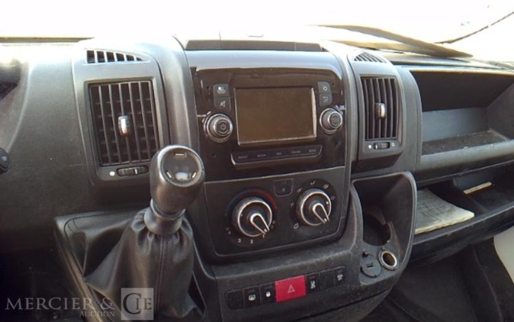 PEUGEOT BOXER ASPHALT335 BHDI140 L2H2 BOIS  FV-371-GF