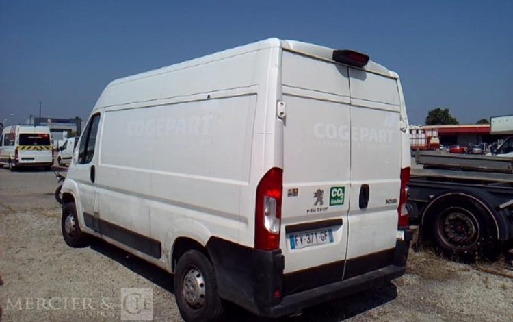 PEUGEOT BOXER ASPHALT335 BHDI140 L2H2 BOIS  FV-371-GF