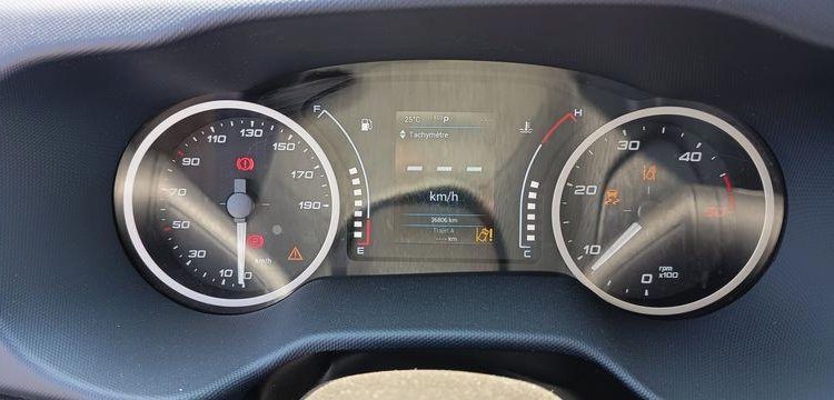 IVECO DAILY 35S14 GA8V12 L2H2  FW-157-QS