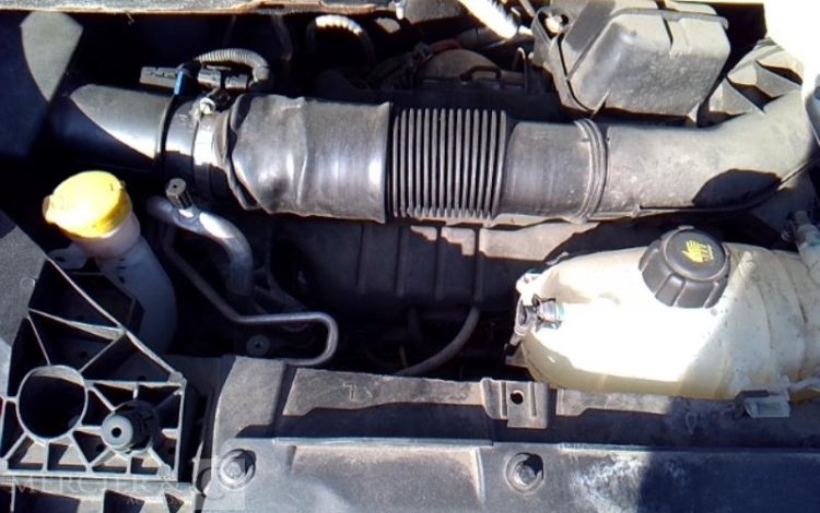 RENAULT TRAFIC GCF 1300 DCI 120 L2H1  FW-184-SH