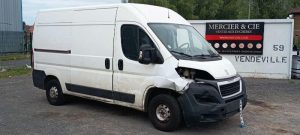 PEUGEOT BOXER PREMIUM 435 140 BHDI  FY-466-PK