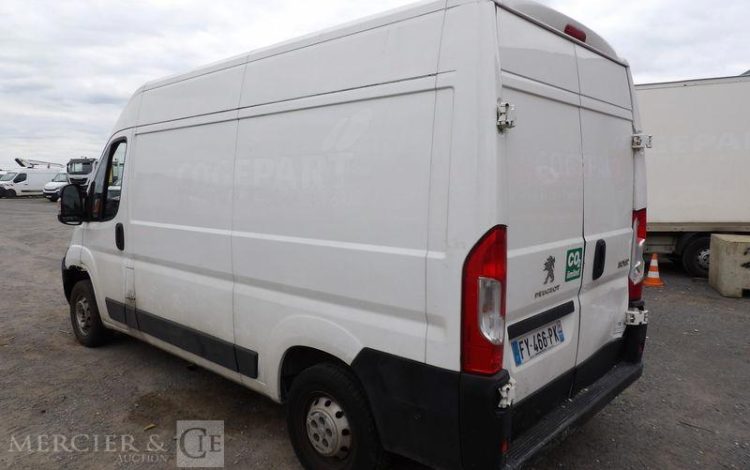 PEUGEOT BOXER PREMIUM 435 140 BHDI  FY-466-PK