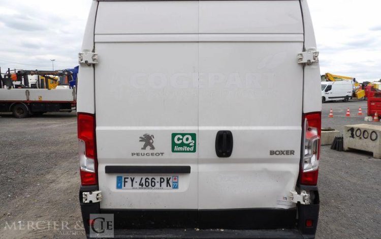 PEUGEOT BOXER PREMIUM 435 140 BHDI  FY-466-PK