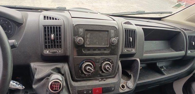 PEUGEOT BOXER PREMIUM 435 140 BHDI  FY-466-PK