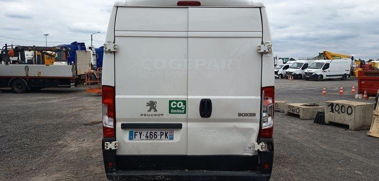 PEUGEOT BOXER PREMIUM 435 140 BHDI  FY-466-PK