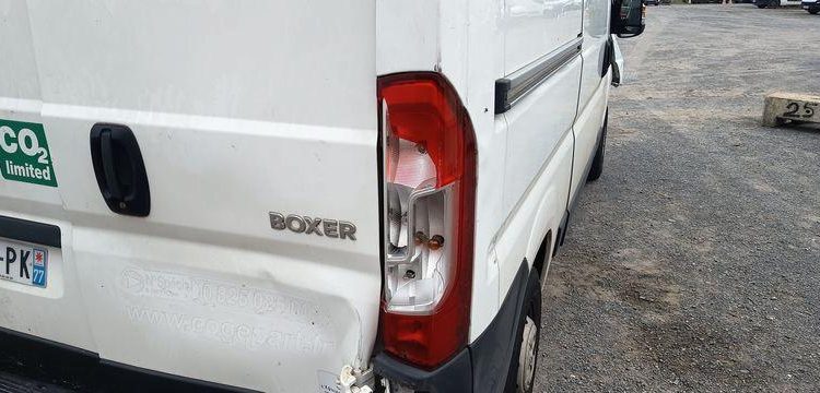 PEUGEOT BOXER PREMIUM 435 140 BHDI  FY-466-PK
