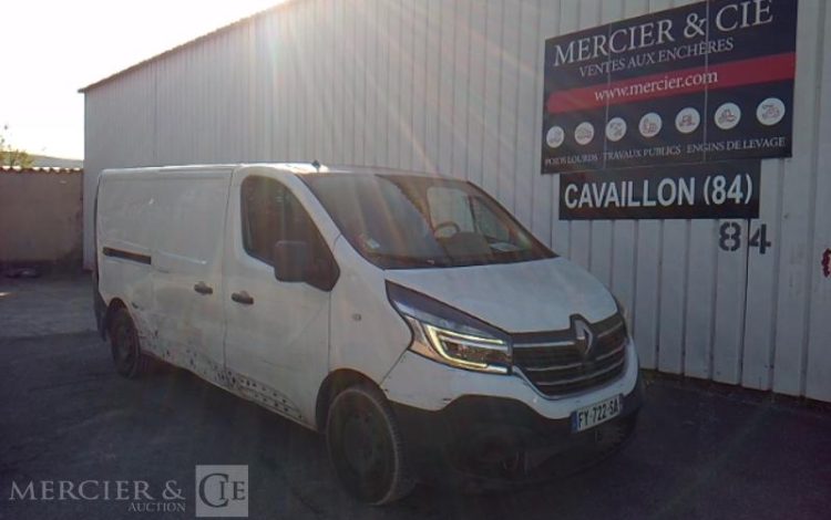 RENAULT TRAFIC FOURGON 2.0 DCI 120 1T3 L2H1 CONFORT BLANC FY-722-SA