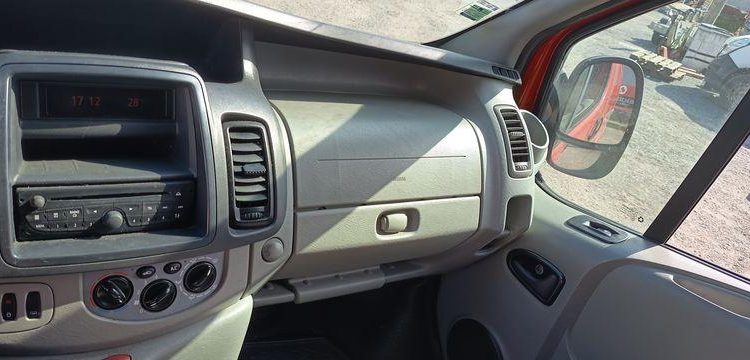 NISSAN PRIMASTAR PHASE 2 FOURGON L2H1 2,9T 2,0 DCI 16V FAP 115CV – DIESEL – 118456 KMS ROUGE GE-105-CH