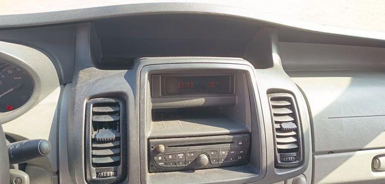 NISSAN PRIMASTAR PHASE 2 FOURGON L2H1 2,9T 2,0 DCI 16V FAP 115CV – DIESEL – 118456 KMS ROUGE GE-105-CH
