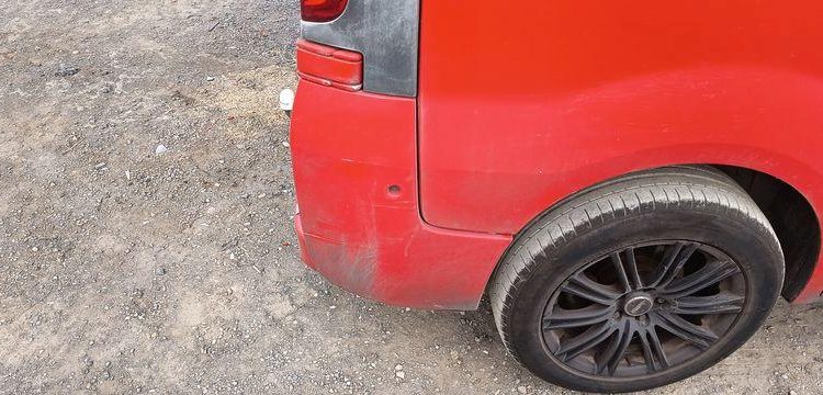 NISSAN PRIMASTAR PHASE 2 FOURGON L2H1 2,9T 2,0 DCI 16V FAP 115CV – DIESEL – 118456 KMS ROUGE GE-105-CH