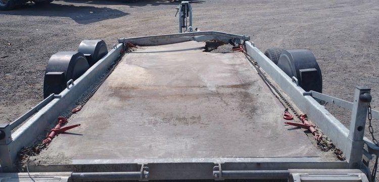 HUBIERE REMORQUE 3T5  GE-700-AC