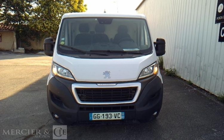 PEUGEOT BOXER 330 L1H1 ASPHALT 2.2 BLUE HDI 16V 120CV BLANC GG-193-VC
