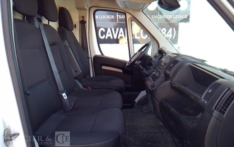 PEUGEOT BOXER 330 L1H1 ASPHALT 2.2 BLUE HDI 16V 120CV BLANC GG-193-VC