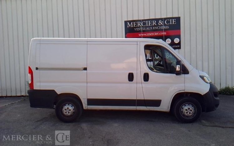 PEUGEOT BOXER 330 L1H1 ASPHALT 2.2 BLUE HDI 16V 120CV BLANC GG-193-VC