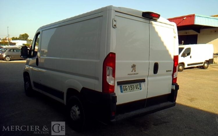 PEUGEOT BOXER 330 L1H1 ASPHALT 2.2 BLUE HDI 16V 120CV BLANC GG-193-VC
