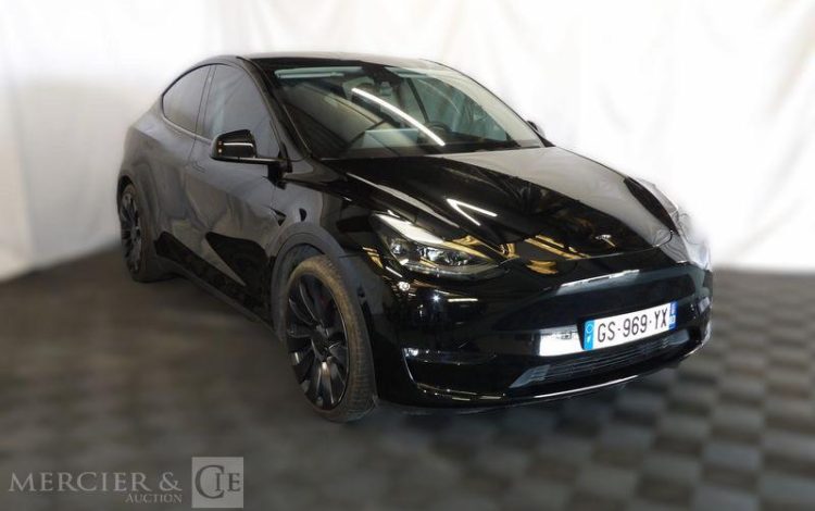 TESLA MODELE Y NOIR GS-969-YX