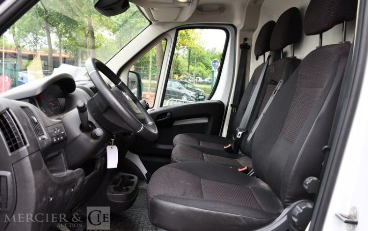 CITROEN JUMPER FOURGON 30 L1H1 2.2 BLUEHDI 140 CLUB BLANC GV-889-SV