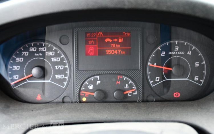 CITROEN JUMPER FOURGON 30 L1H1 2.2 BLUEHDI 140 CLUB BLANC GV-889-SV