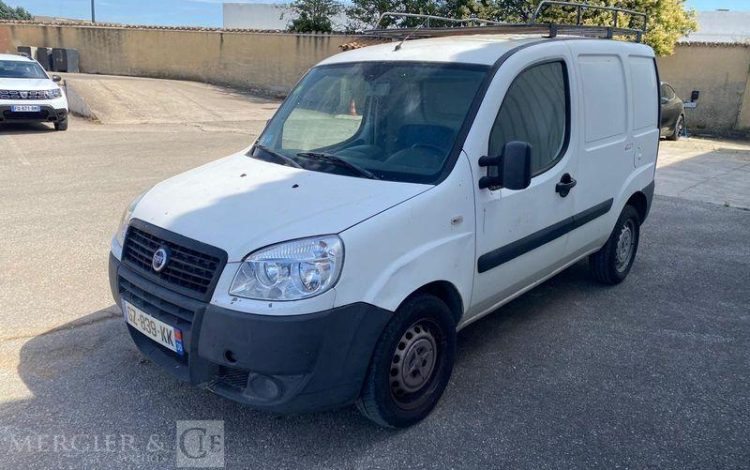 FIAT DOBLO CARGO 77CV BLANC GZ-839-KK