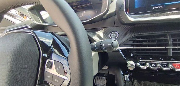 PEUGEOT 2008 1.2 PURETECH 130ch ALLURE PACK EAT8 GRIS PZ2L984