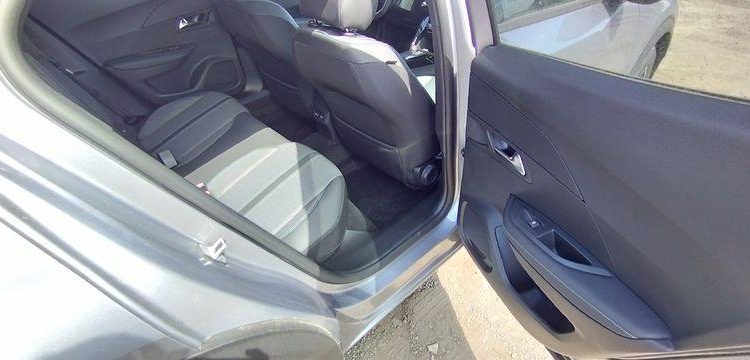 PEUGEOT 2008 1.2 PURETECH 130ch ALLURE PACK EAT8 GRIS PZ2L984