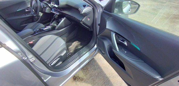 PEUGEOT 2008 1.2 PURETECH 130ch ALLURE PACK EAT8 GRIS PZ2L984