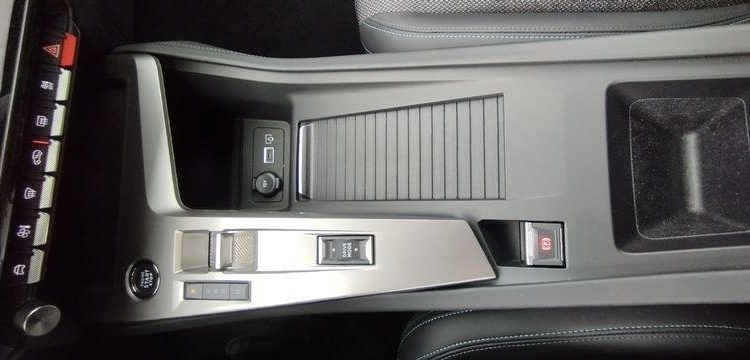 PEUGEOT 308 1.2 PURETECH 130ch ALLURE PACK EAT8 NOIR PZ3G037