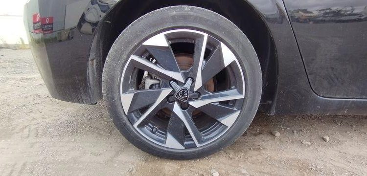 PEUGEOT 308 1.2 PURETECH 130ch ALLURE PACK EAT8 NOIR PZ3G037