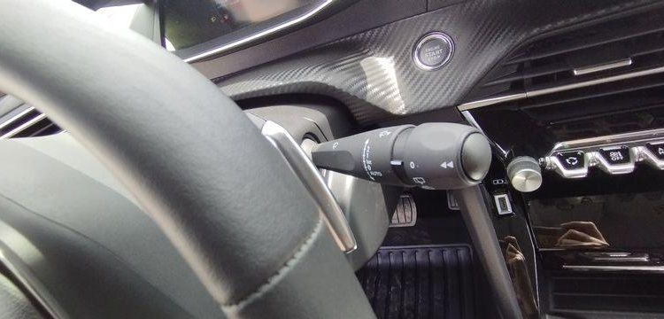 PEUGEOT 208 1.2 PURETECH 100ch ALLURE PACK EAT8 BLANC PZ3G072