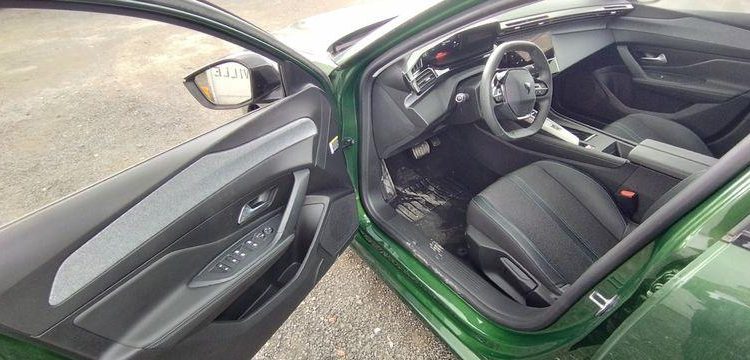 PEUGEOT 308 1.2 PURETECH 130ch ALLURE PACK EAT8 VERT PZ3G214