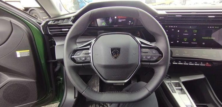 PEUGEOT 308 1.2 PURETECH 130ch ALLURE PACK EAT8 VERT PZ3G214
