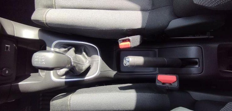 CITROEN C3 1.2 PURETECH 82ch SHINE BLANC PZ3G346