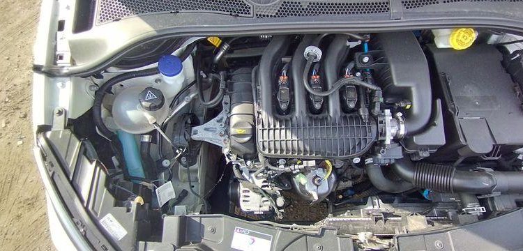 CITROEN C3 1.2 PURETECH 82ch SHINE BLANC PZ3G346
