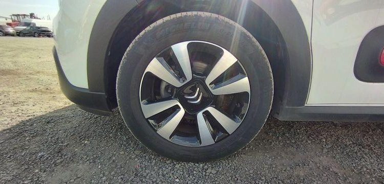 CITROEN C3 1.2 PURETECH 82ch SHINE BLANC PZ3G346