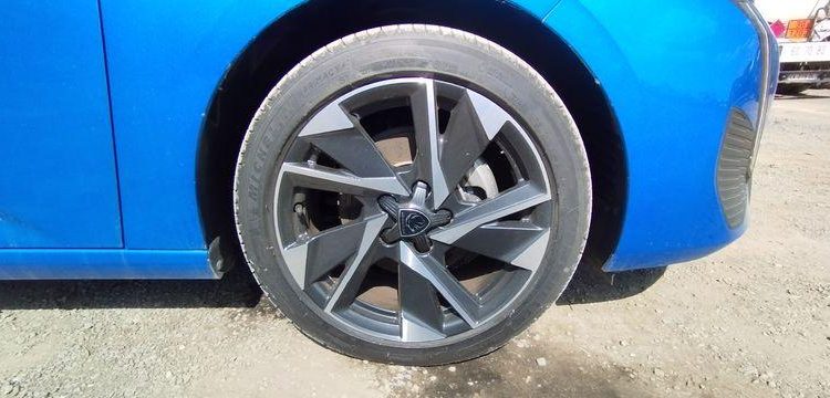 PEUGEOT 308 1.2 PURETECH 130ch ALLURE PACK EAT8 BLEU PZ3G379