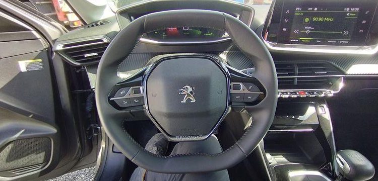 PEUGEOT 208 1.2 PURETECH 100ch ALLURE PACK GRIS PZ3G761