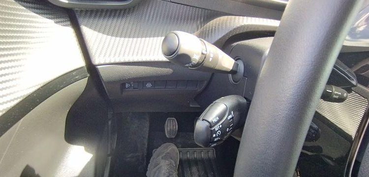 PEUGEOT 208 1.2 PURETECH 100ch ALLURE PACK GRIS PZ3G761