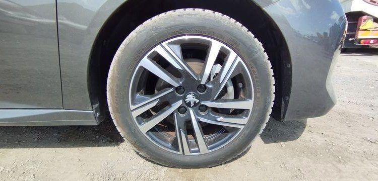PEUGEOT 208 1.2 PURETECH 100ch ALLURE PACK GRIS PZ3G761