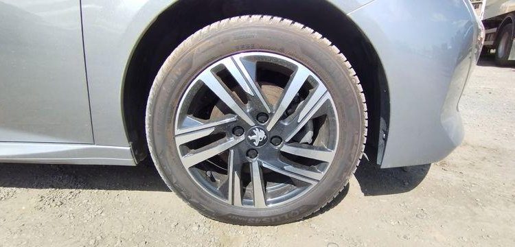 PEUGEOT 208 1.2 PURETECH 100ch ALLURE PACK EAT8 GRIS PZ3G763