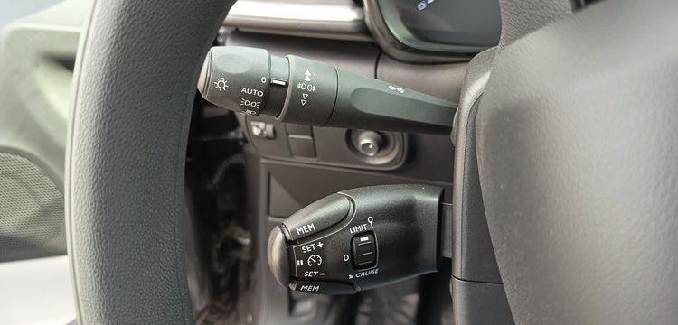 CITROEN C3 1.2 PURETECH 82ch SHINE GRIS PZ3G784