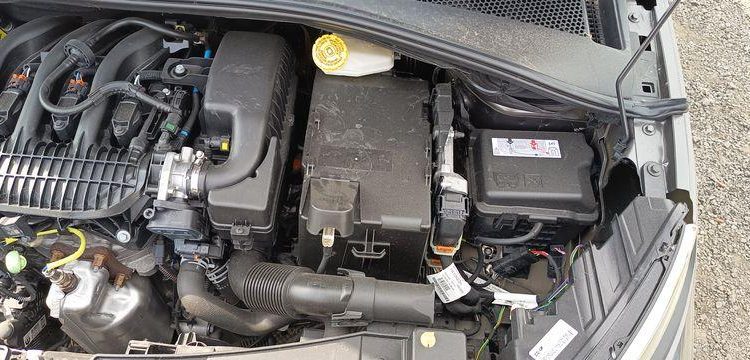 CITROEN C3 1.2 PURETECH 82ch SHINE GRIS PZ3G784