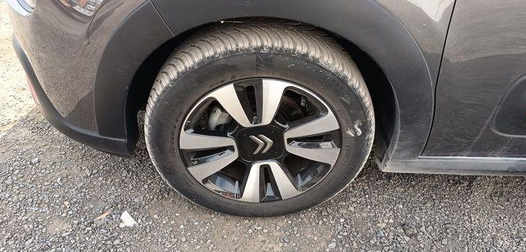 CITROEN C3 1.2 PURETECH 82ch SHINE GRIS PZ3G784