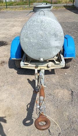 TONNE A EAU  TON748600