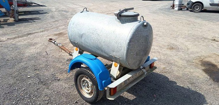 TONNE A EAU  TON748600
