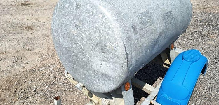 TONNE A EAU  TON748600