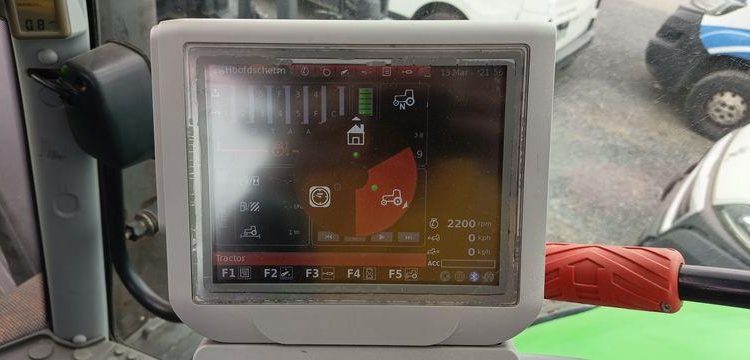 DEUTZ FAHR TRACTEUR AGRICOLE ARGOTRON TTV630 4RM 230 CV – DIESEL –  5972 HEURES – AN 2012  TTV630
